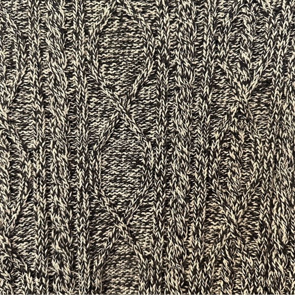 Roots Cabin Grey Knit Pullover Crewneck Sweater Size Small Women’s - Picture 9 of 11